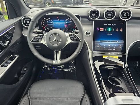 New 2026 Mercedes-Benz GLC 300 4MATIC image 29