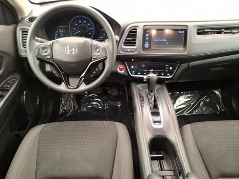Used 2019 Honda HR-V EX image 14