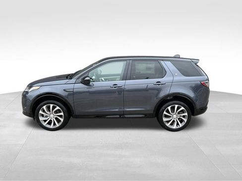 New 2025 Land Rover Discovery Sport Dynamic SE image 2