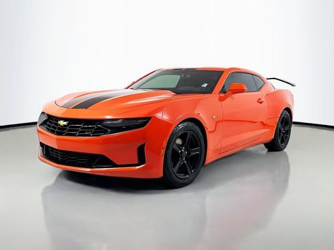 Used 2020 Chevrolet Camaro LT RWD image 1