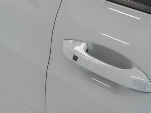 Used 2023 Kia K5 GT FWD image 8