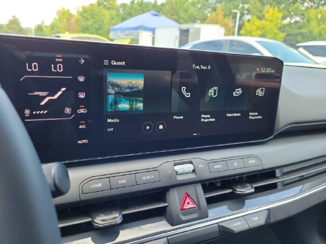 New 2026 Kia K4 EX FWD image 18