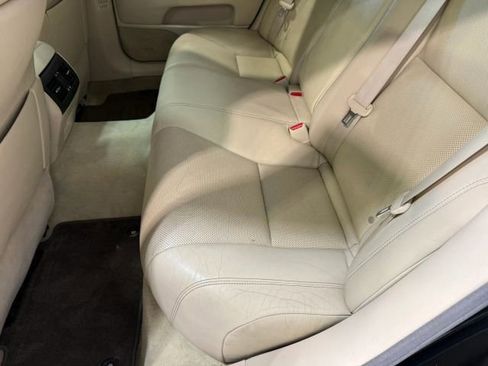 Used 2014 Lexus LS 460 w/ Comfort Package RWD image 26