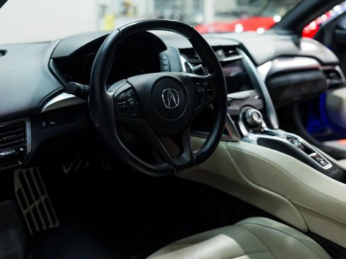 Used 2017 Acura NSX AWD/4WD image 37