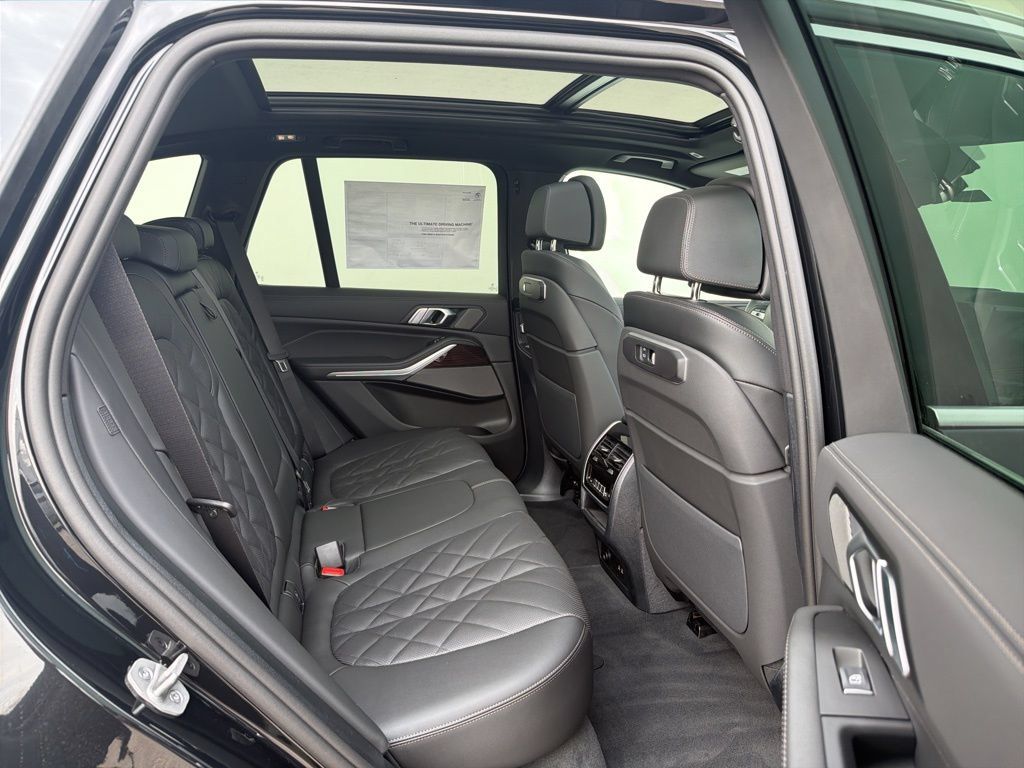 New 2026 BMW X5 xDrive50e w/ Climate Comfort Package AWD/4WD image 15