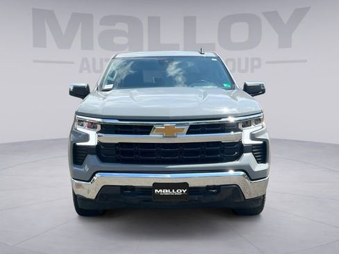 Used 2024 Chevrolet Silverado 1500 LT AWD/4WD image 8