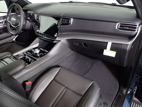 New 2026 Jeep Grand Wagoneer Limited AWD/4WD image 47