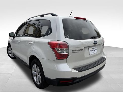 Used 2014 Subaru Forester 2.5i Premium AWD/4WD image 4