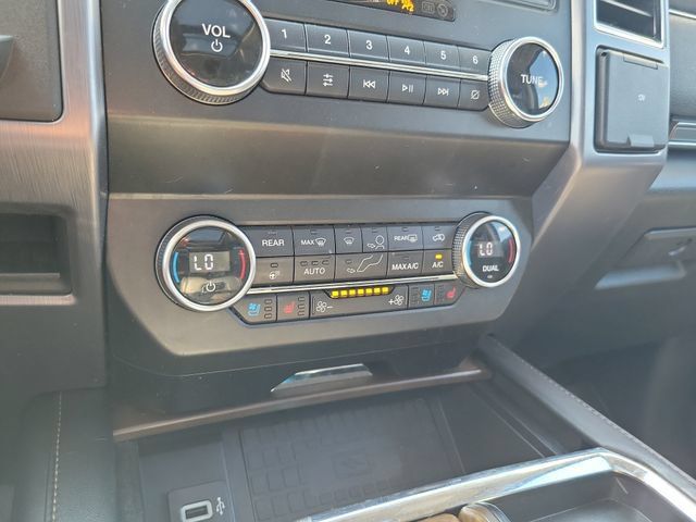 Used 2019 Ford Expedition Platinum RWD image 26