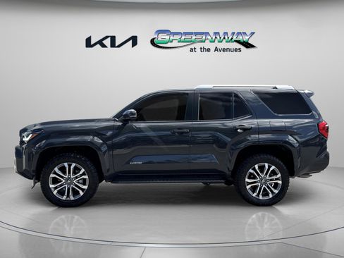 Used 2025 Toyota 4Runner TRD Sport Premium AWD/4WD image 4