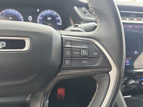 Used 2023 Jeep Grand Cherokee L Limited w/ Luxury Tech Group II RWD image 22