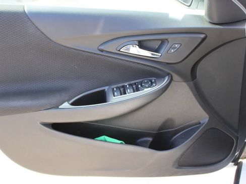 Used 2020 Chevrolet Malibu LS w/ LPO, Convenience Package 1 FWD image 29