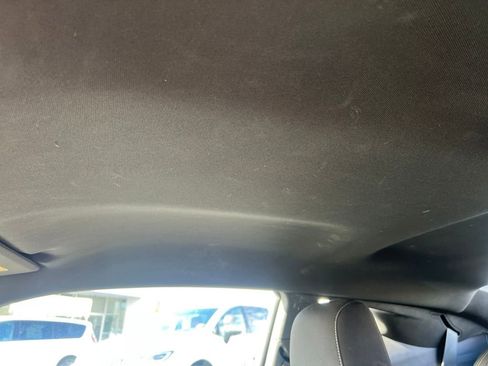 Used 2021 Chevrolet Camaro LT image 24