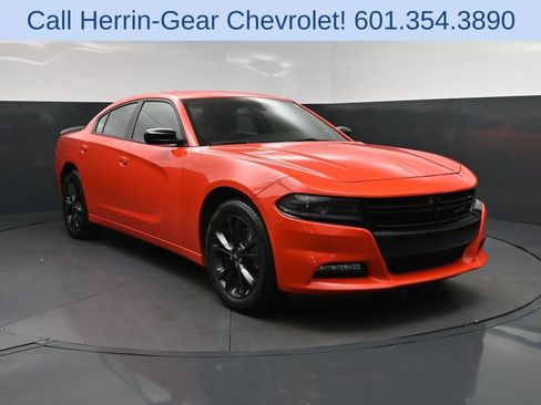 Used 2022 Dodge Charger SXT w/ Blacktop Package AWD/4WD image 9
