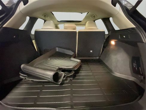 Used 2020 INFINITI QX50 Luxe w/ Navigation Package AWD/4WD image 12