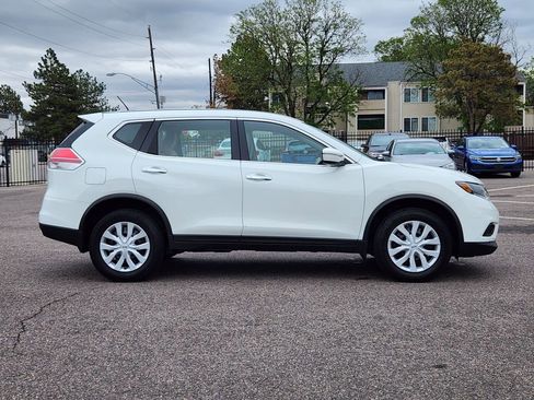 Used 2015 Nissan Rogue S AWD/4WD image 4