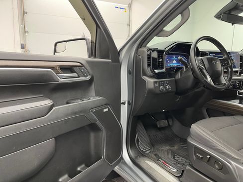 Used 2024 Chevrolet Silverado 1500 RST w/ Convenience Package II AWD/4WD image 14