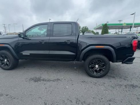 Certified 2023 GMC Canyon Elevation w/ Convenience Package AWD/4WD image 5