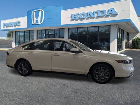 New 2026 Honda Accord EX-L image 2