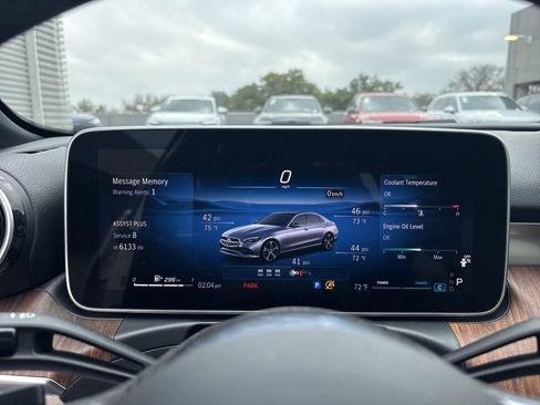 Used 2025 Mercedes-Benz C 300 Sedan image 22