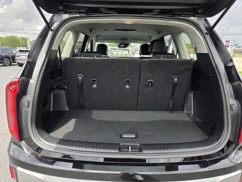 Used 2023 Kia Telluride S AWD/4WD image 33