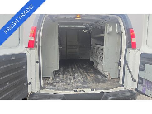Used 2012 Chevrolet Express 2500 RWD image 22
