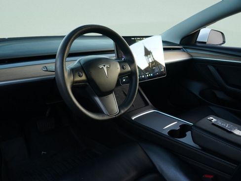 Used 2021 Tesla Model 3 Standard Range Plus RWD image 42