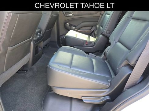 Used 2018 Chevrolet Tahoe LT w/ Luxury Package RWD image 19