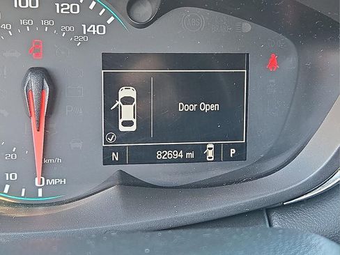 Used 2018 Chevrolet Trax LT w/ LT Convenience Package image 21