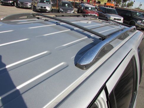 Used 2000 Lincoln Navigator Base 4dr 4WD SUV image 9