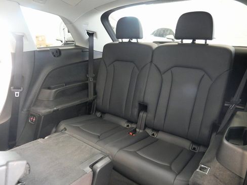Used 2022 Audi Q7 3.0T Premium Plus image 24