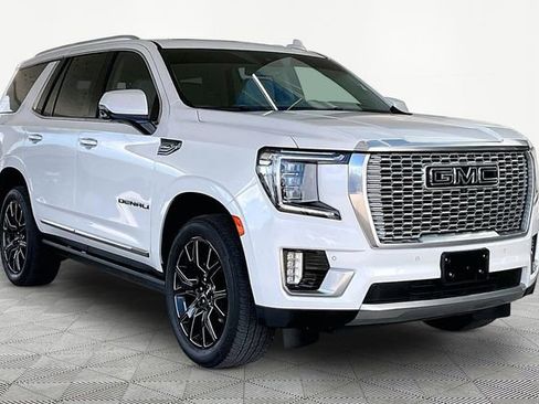 Used 2024 GMC Yukon Denali RWD image 1