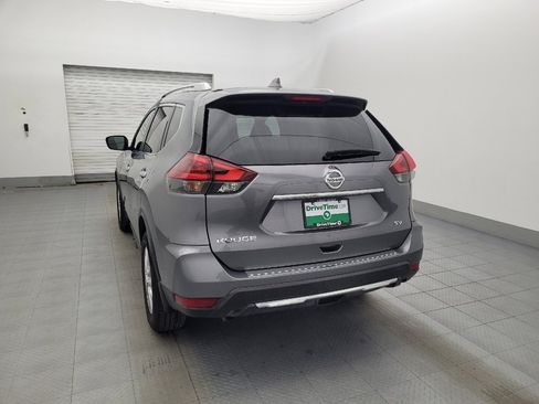 Used 2018 Nissan Rogue SV image 6
