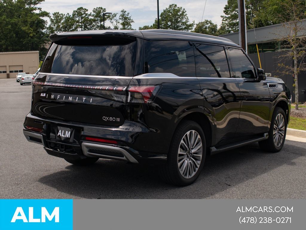 Used 2025 INFINITI QX80 Luxe AWD/4WD image 7