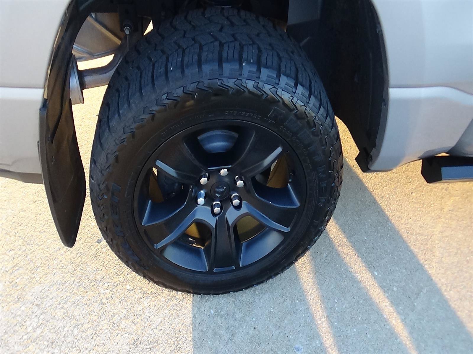 Used 2020 RAM 1500 Big Horn AWD/4WD image 12