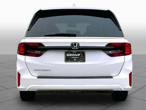 New 2026 Honda Odyssey EX-L image 4