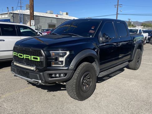 Used 2018 Ford F150 Raptor w/ Equipment Group 802A Luxury image 2