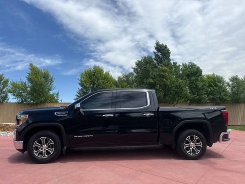 Used 2020 GMC Sierra 1500 SLT w/ SLT Convenience Package AWD/4WD image 5