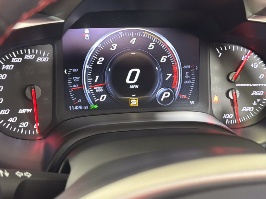 Certified 2015 Chevrolet Corvette Stingray Convertible w/ 3LT Preferred Equipment Group RWD image 26