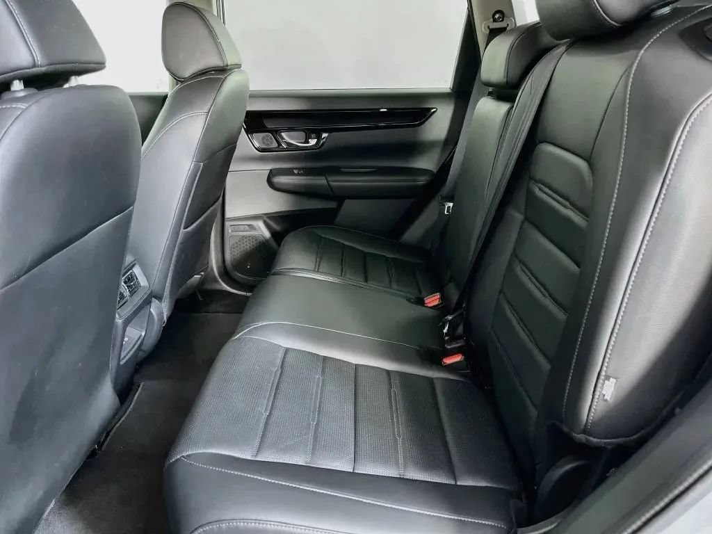 Used 2025 Honda CR-V EX-L image 42