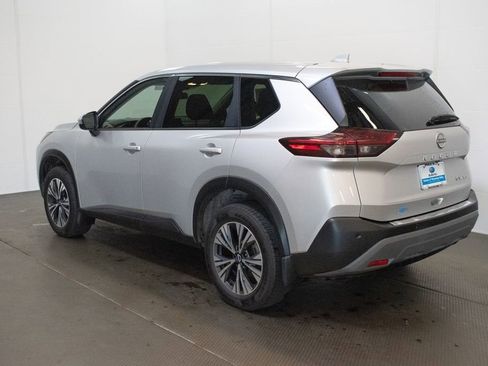Used 2023 Nissan Rogue SV AWD/4WD image 6