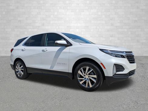 Used 2022 Chevrolet Equinox LT image 1