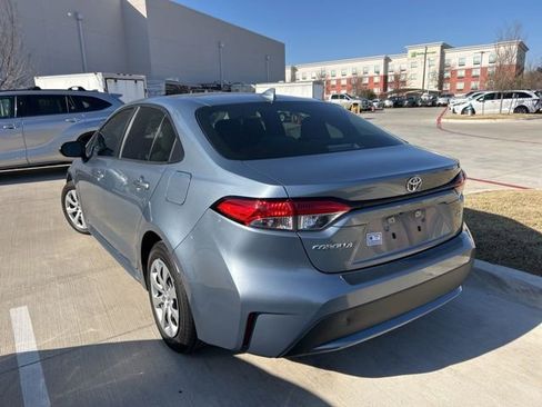 Used 2020 Toyota Corolla LE image 5