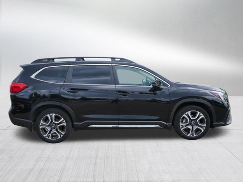Used 2024 Subaru Ascent Limited w/ Technology Package AWD/4WD image 8