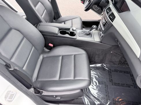 Used 2013 Mercedes-Benz C 300 4MATIC Sedan image 18