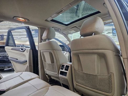 Used 2015 Mercedes-Benz ML 350 2WD w/ Premium 1 Package image 25