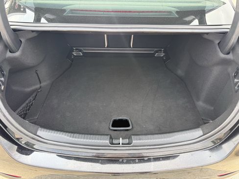 Used 2025 Mercedes-Benz C 300 4MATIC Sedan image 30