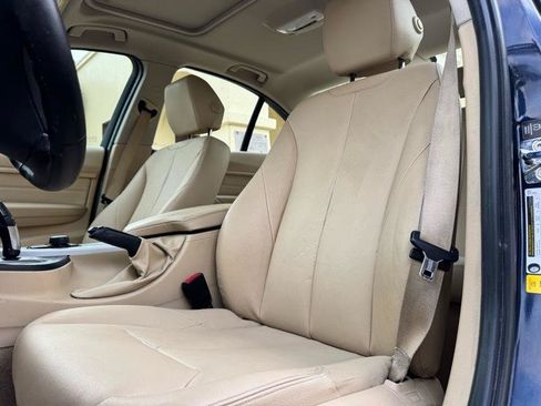 Used 2012 BMW 328i Sedan RWD image 30