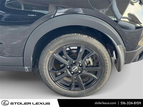 Used 2023 Nissan Kicks SR w/ SR Premium Package image 14