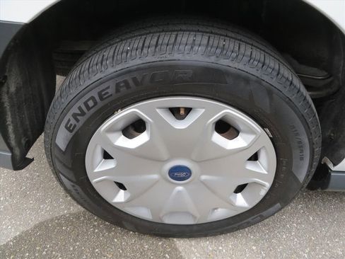 Used 2018 Ford Transit Connect XL image 5